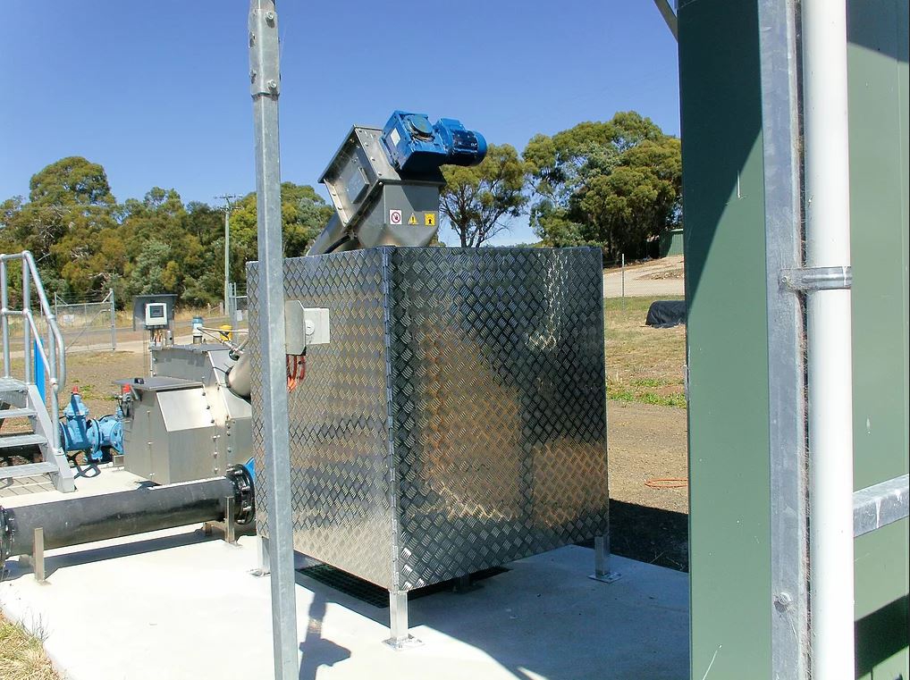 Aluminium checka plate enclosure